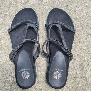Yellow Box Black Sparkly Sandals Women Size 7.5 NWOT